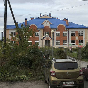Средняя общеобразовательная школа с дошкольным отделением, с. Луговое