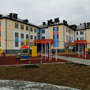 Приволжская средняя общеобразовательная школа №1 с дошкольным отделением фотография №1